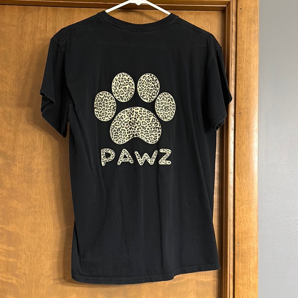PAWS T- Shirt